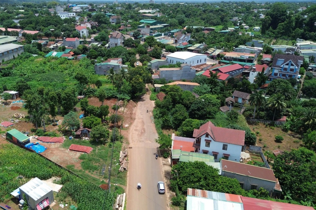 14 năm không làm xong hơn 2km đường - 1