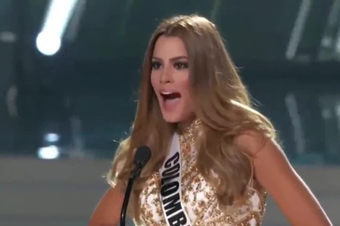 Ariadna Gutiérrez gợi cảm trong phần trình diễn áo tắm