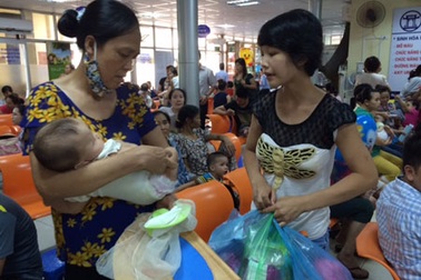 Vì sao chưa thể có vắc xin dịch vụ trong 2015?