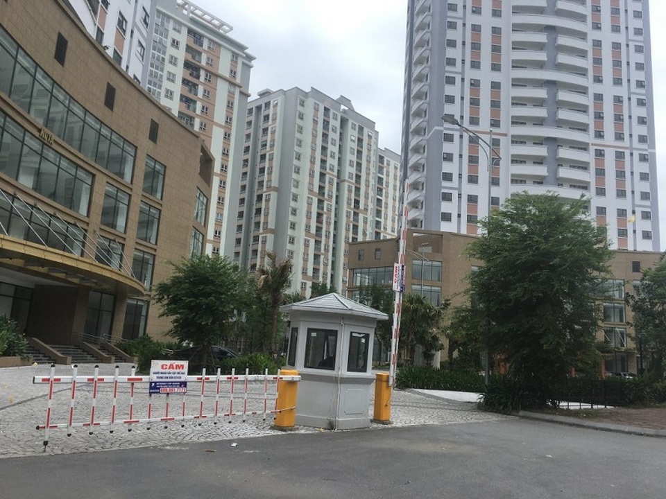 Hà Nội phong tỏa 2 khu chung cư liên quan ca dương tính SARS-CoV-2 - 1 Hà Nội phong tỏa 2 khu chung cư liên quan ca dương tính SARS-CoV-2 - 1