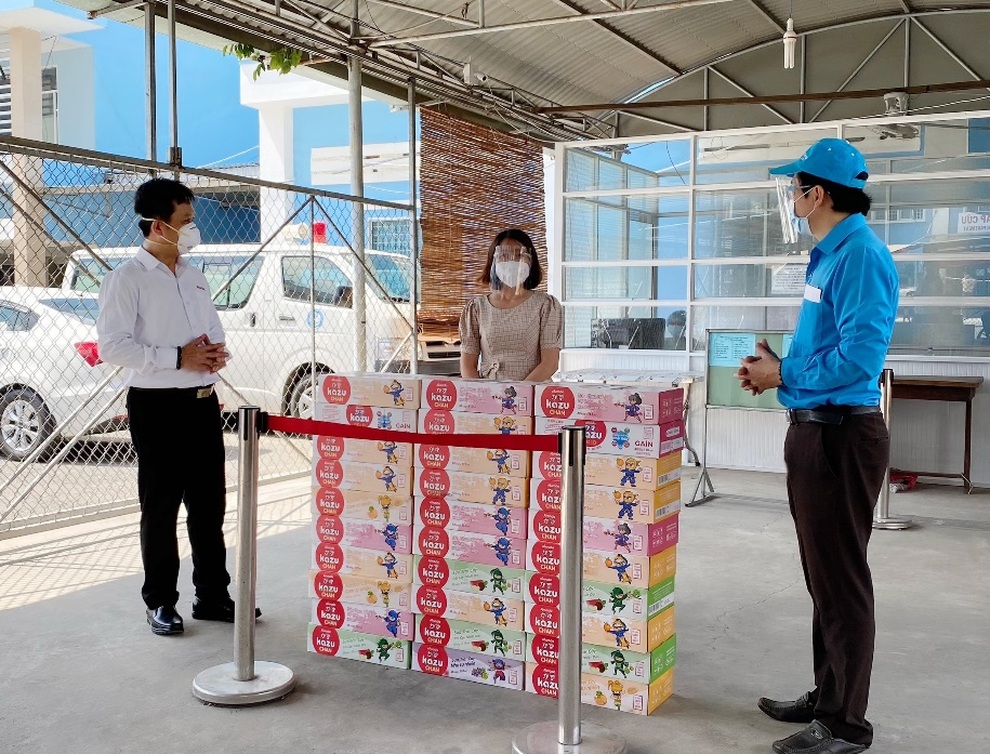 Aiwado trao tặng 10.000 sản phẩm sữa uống dinh dưỡng, chung tay cùng Việt Nam đi qua mùa dịch - 2 Aiwado trao tặng 10.000 sản phẩm sữa uống dinh dưỡng, chung tay cùng Việt Nam đi qua mùa dịch - 2