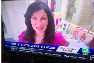 Thao tác nhầm, nữ phóng viên cho luôn hình... ông xã khỏa thân lên sóng