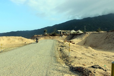 Dừng dự án lọc dầu tỷ đô: Dân mong chính quyền sớm có chính sách mới để hỗ trợ người dân!