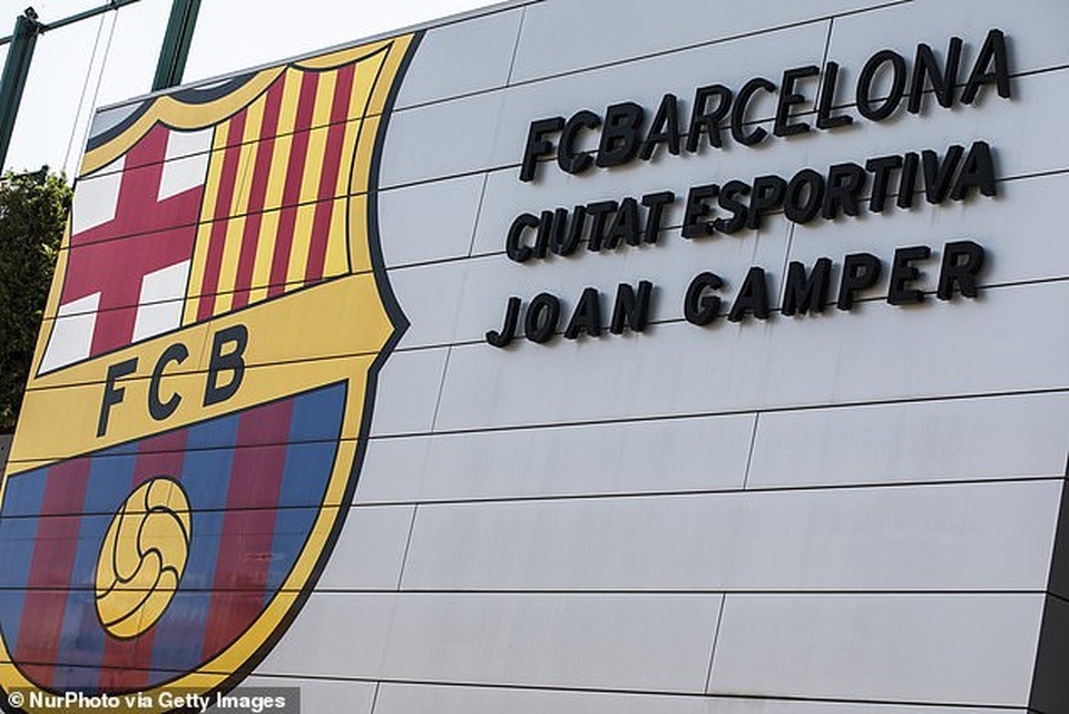 Messi không có mặt ở buổi tập đầu tiên của Barcelona - 4 Messi không có mặt ở buổi tập đầu tiên của Barcelona - 4