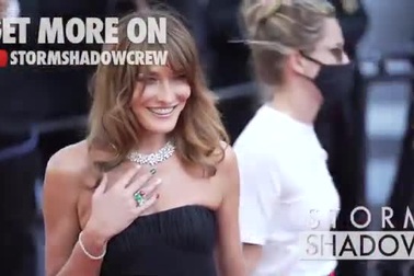 Paz Vega đọ dáng với Carla Bruni