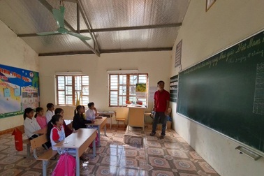 Nghệ An: Khai giảng năm học mới bằng hình thức trực tuyến, học online