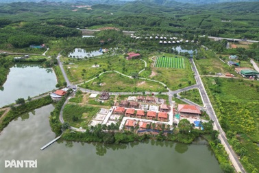 Xây nông trại du lịch trái phép, quảng cáo rầm rộ "nghỉ dưỡng hạng sang"