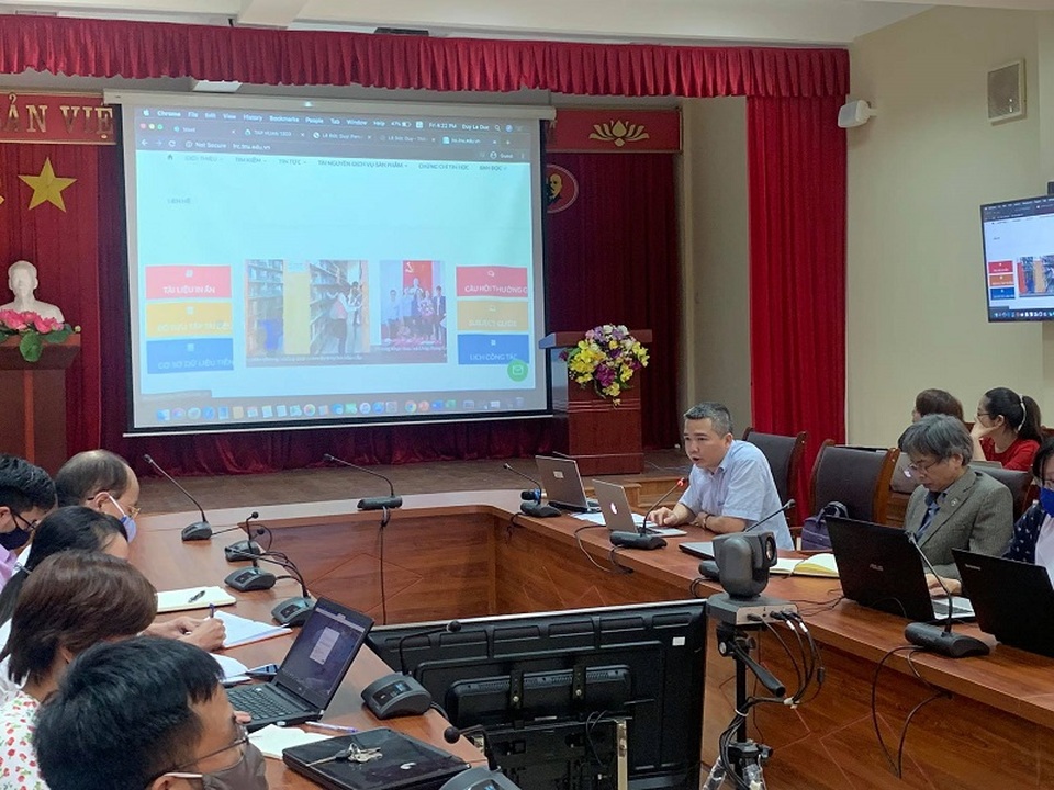 Sinh viên trường ĐH Khoa học - ĐH Thái Nguyên học trực tuyến tại nhà - 3 Sinh viên trường ĐH Khoa học - ĐH Thái Nguyên học trực tuyến tại nhà - 3