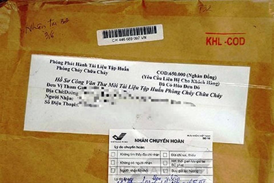 Cảnh giác với thủ đoạn giả danh cán bộ Cảnh sát PCCC để lừa đảo - 1 Cảnh giác với thủ đoạn giả danh cán bộ Cảnh sát PCCC để lừa đảo - 1