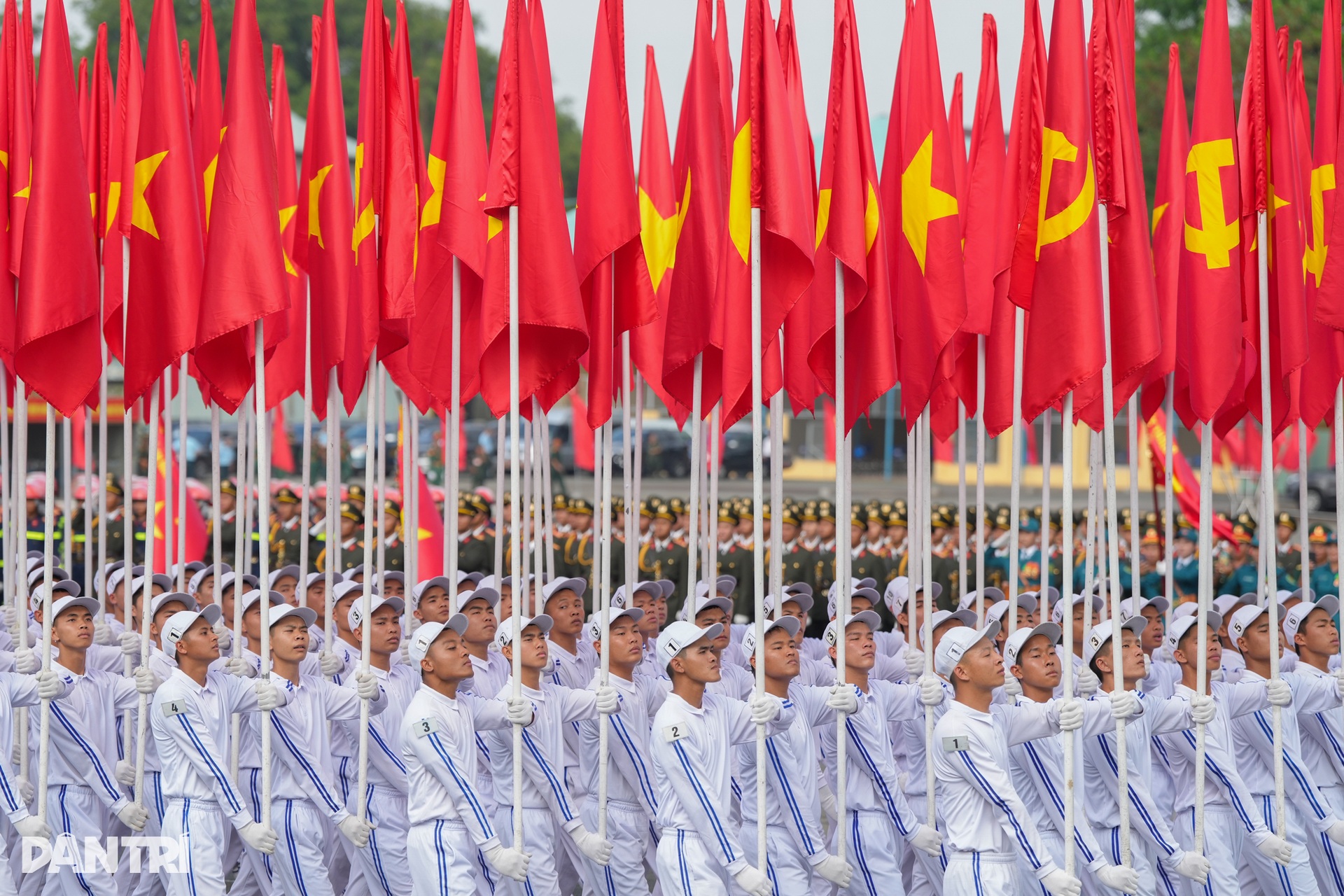 36 khối diễu binh lần đầu tham gia hợp luyện cho lễ 30/4 ở TPHCM - 7