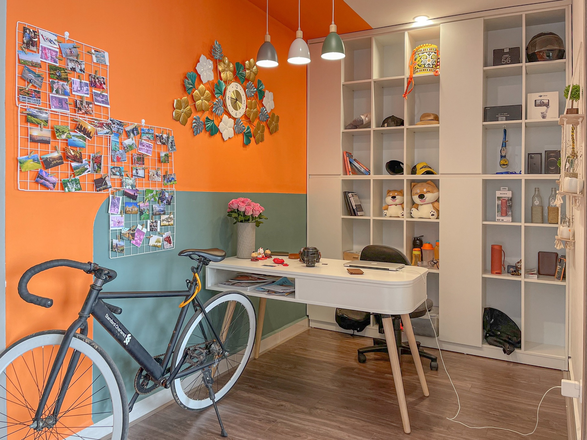 Lạ mắt với căn hộ có nội thất tông cam của anh chàng độc thân - 8 Lạ mắt với căn hộ có nội thất tông cam của anh chàng độc thân - 8