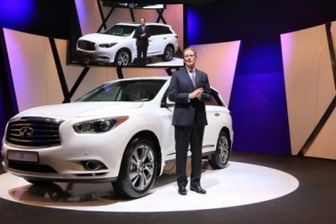 Infiniti từng suýt bị xóa sổ