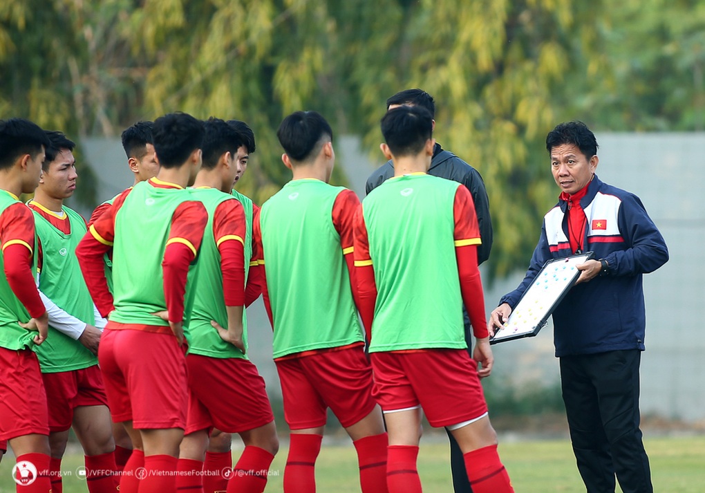 HLV Hoàng Anh Tuấn gọi nhiều cầu thủ U20 lên U23 Việt Nam - 1