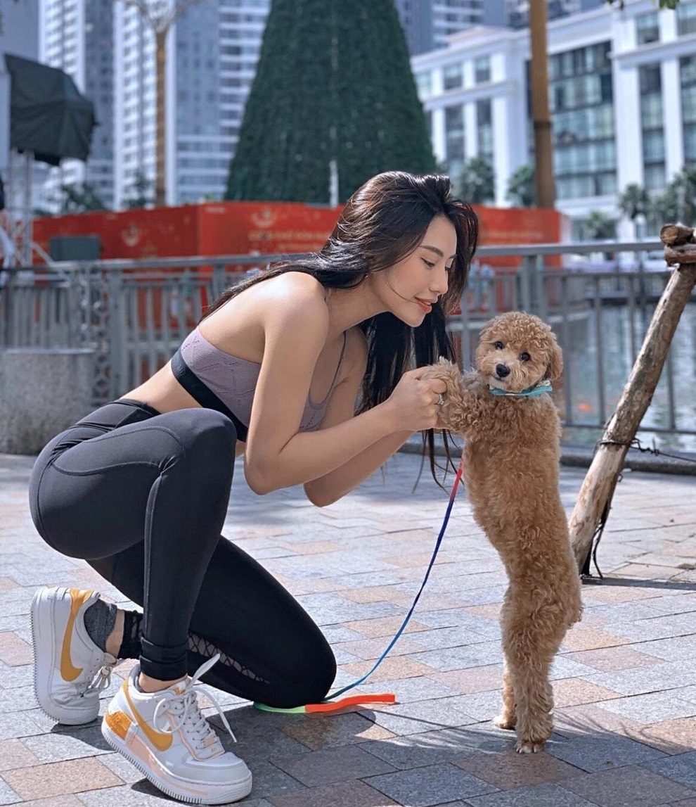 Nữ gymer gợi cảm hâm mộ bóng đá, muốn làm bạn gái của cầu thủ - 5 Nữ gymer gợi cảm hâm mộ bóng đá, muốn làm bạn gái của cầu thủ - 5