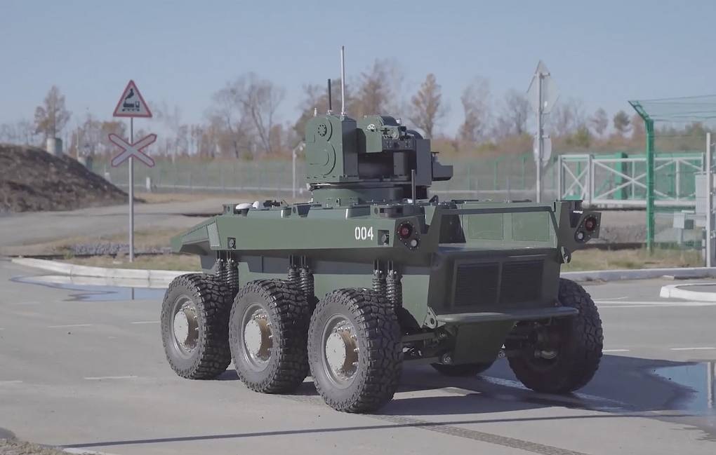 Nga có thể sắp đưa robot sát thủ tới chảo lửa Donbass - 1 Nga có thể sắp đưa robot sát thủ tới chảo lửa Donbass - 1