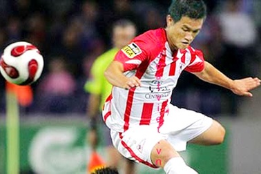 Công Vinh tiếp tục được trao cơ hội ra sân tại Liga Sagres?