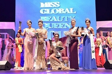 Vì sao người đẹp liên tục thi "chui"?