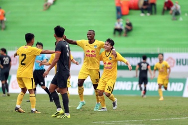 HA Gia Lai làm khách ở sân Thiên Trường ngày mở màn V-League 2022