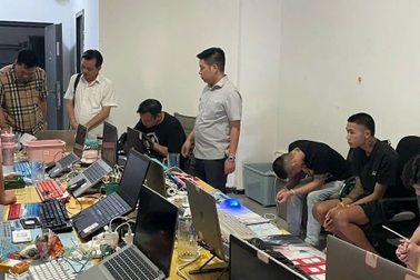 Công an Việt Nam và Lào đột kích ổ lừa đảo tại tỉnh Bokeo, bắt 91 đối tượng