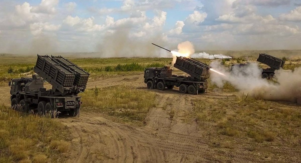 Nga tăng cường vũ khí gia cố vành đai lửa ngăn Ukraine phản công - 1 Nga tăng cường vũ khí gia cố vành đai lửa ngăn Ukraine phản công - 1
