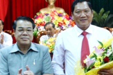 Miễn nhiệm 2 Phó Chủ tịch UBND tỉnh