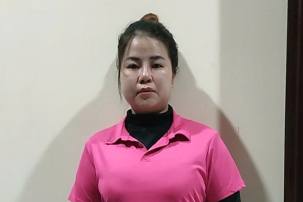 Tạm giữ người phụ nữ có lệnh truy nã đặc biệt - 1 Tạm giữ người phụ nữ có lệnh truy nã đặc biệt - 1