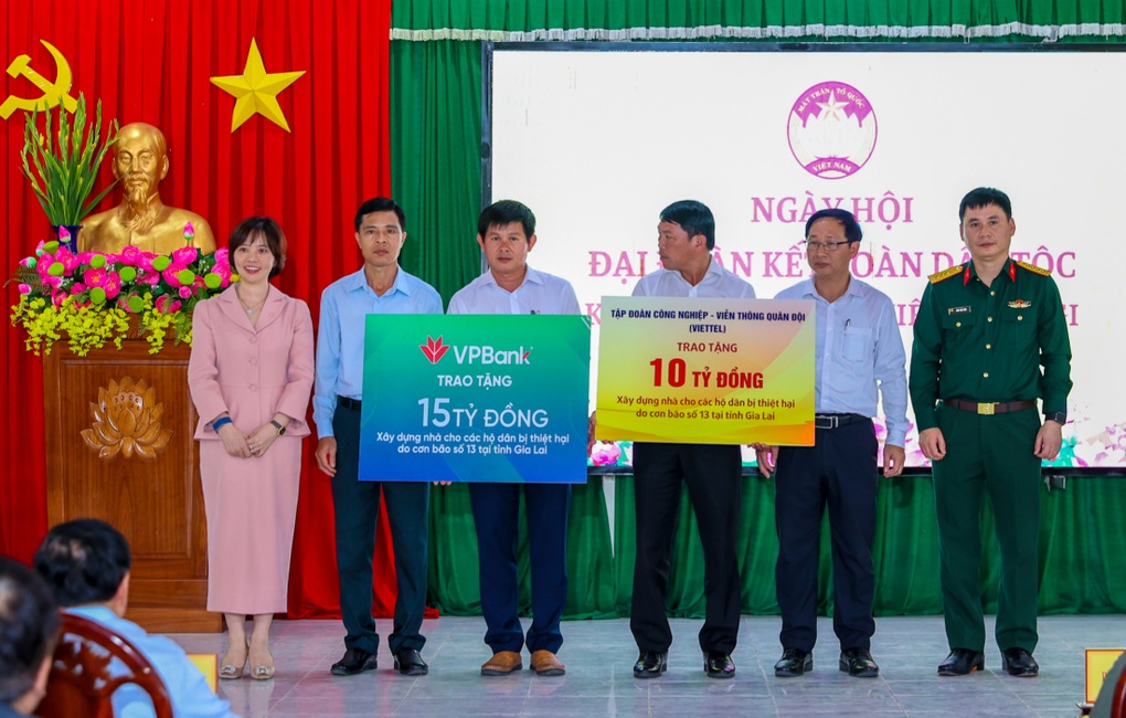 VPBank ủng hộ tỉnh Gia Lai 15 tỷ đồng khắc phục thiệt hại sau cơn bão số 13 - 2