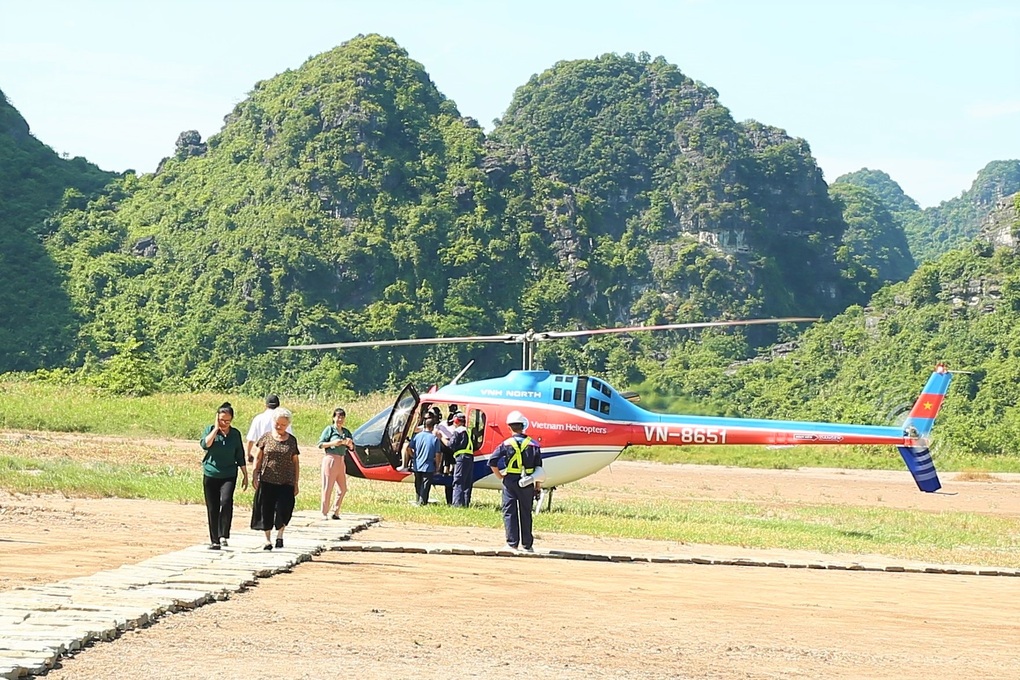 Vì sao Ninh Bình quyết tâm xây dựng sân bay? - 1 Vì sao Ninh Bình quyết tâm xây dựng sân bay? - 1