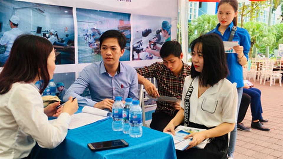 Cách vượt qua áp lực tìm việc cho người vừa tốt nghiệp - 1 Cách vượt qua áp lực tìm việc cho người vừa tốt nghiệp - 1