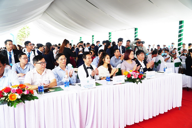 Lý Hải - Minh Hà xuất hiện tại lễ giới thiệu dự án Happy Home Cà Mau