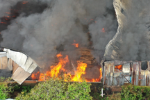 Cháy lớn tại xưởng sản xuất quạt ở Bình Dương