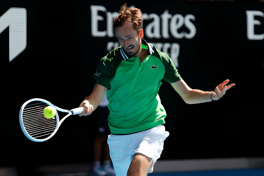 Alcaraz gặp Zverev, Medvedev đối đầu Hurkacz tại tứ kết Australian Open - 2