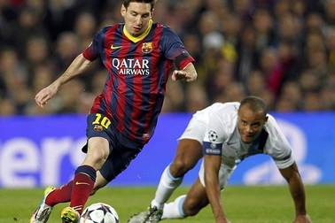 Barcelona bây giờ có còn “hơn một đội bóng”?