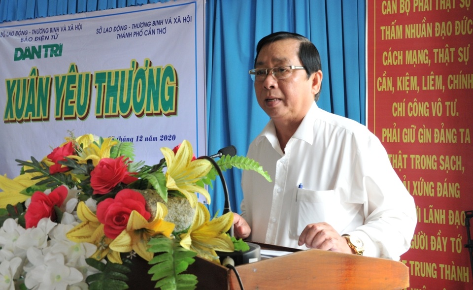 Mang Xuân yêu thương đến với gia đình chính sách còn khó khăn tại Cần Thơ - 4 Mang Xuân yêu thương đến với gia đình chính sách còn khó khăn tại Cần Thơ - 4