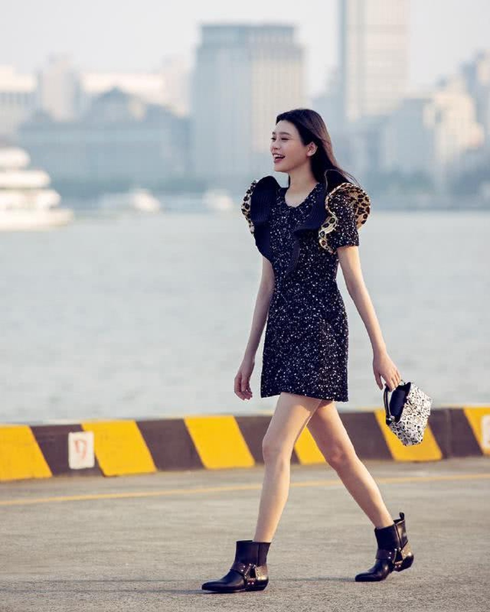 Sinh cháu đích tôn cho “vua sòng bạc Macau”, siêu mẫu vẫn là “người ngoài” - 6 Sinh cháu đích tôn cho “vua sòng bạc Macau”, siêu mẫu vẫn là “người ngoài” - 6