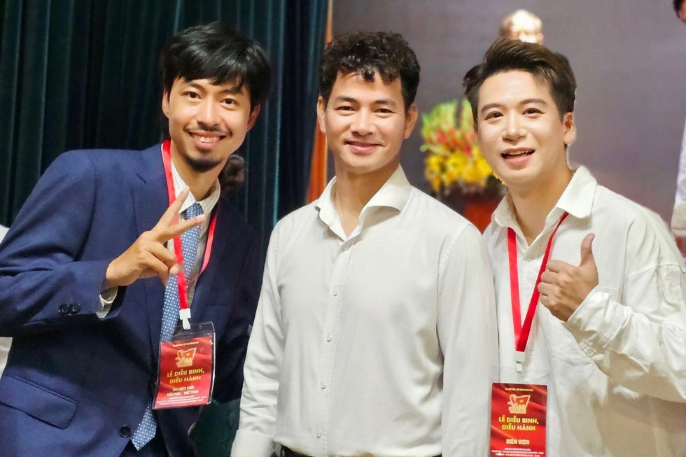 Anh trai chông gai Đỗ Hoàng Hiệp tái sinh từ số 0, tự hào biểu diễn ở A80 - 3