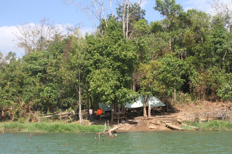 Gia Lai: Nghe người gác rừng kể chuyện nghề giữa chốn thâm sơn - 1