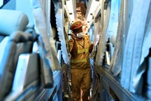 Cảnh sát kiểm tra nồng độ cồn tài xế ở chợ đầu mối nông sản Thủ Đức