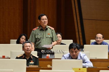 Công an Nghệ An bắt 8 đối tượng đưa người đi Anh trong vụ 39 người chết