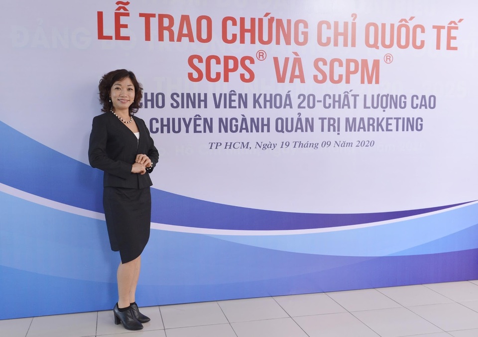 SMEI Việt Nam trao chứng chỉ cho sinh viên Đại học Tôn Đức Thắng - 2 SMEI Việt Nam trao chứng chỉ cho sinh viên Đại học Tôn Đức Thắng - 2