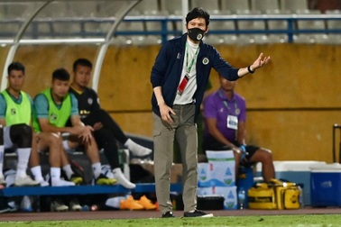 Thua trận ra mắt, HLV Hàn Quốc nói về nguy cơ mất ghế ở CLB Hà Nội