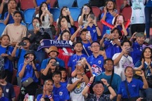 "Cháy vé" ở trận chung kết lượt về, Madam Pang có động thái gây chú ý