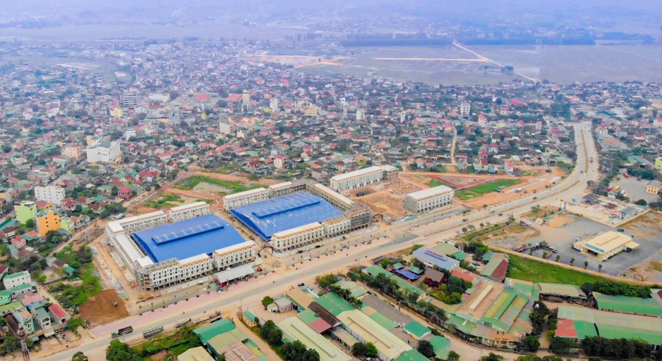 TTTM kết hợp chợ truyền thống Đô Lương chính thức cất nóc - 5 TTTM kết hợp chợ truyền thống Đô Lương chính thức cất nóc - 5