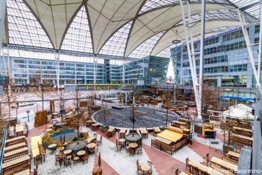 Sân bay hỗn loạn, hủy 130 chuyến bay vì sai lầm “ngớ ngẩn” của một hành khách