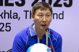 HLV Kim Sang Sik: "U22 Lào tiến bộ rõ rệt, nhưng U22 Việt Nam sẽ thắng"