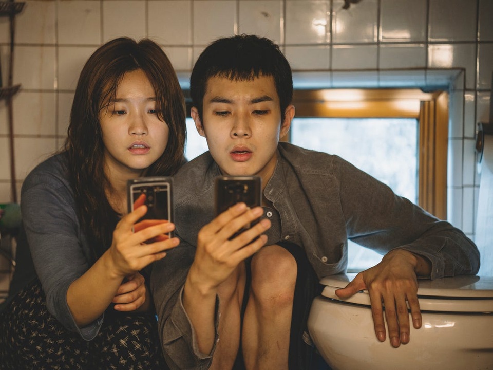 Không bộ phim nào thâu tóm tinh thần năm 2019 như “Parasite” - 1 Không bộ phim nào thâu tóm tinh thần năm 2019 như “Parasite” - 1