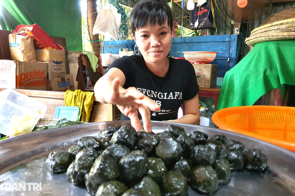 Thế hệ thứ 3 làm bánh thở hương trời, hít khí biển, gói không kịp nghỉ - 1 Thế hệ thứ 3 làm bánh thở hương trời, hít khí biển, gói không kịp nghỉ - 1