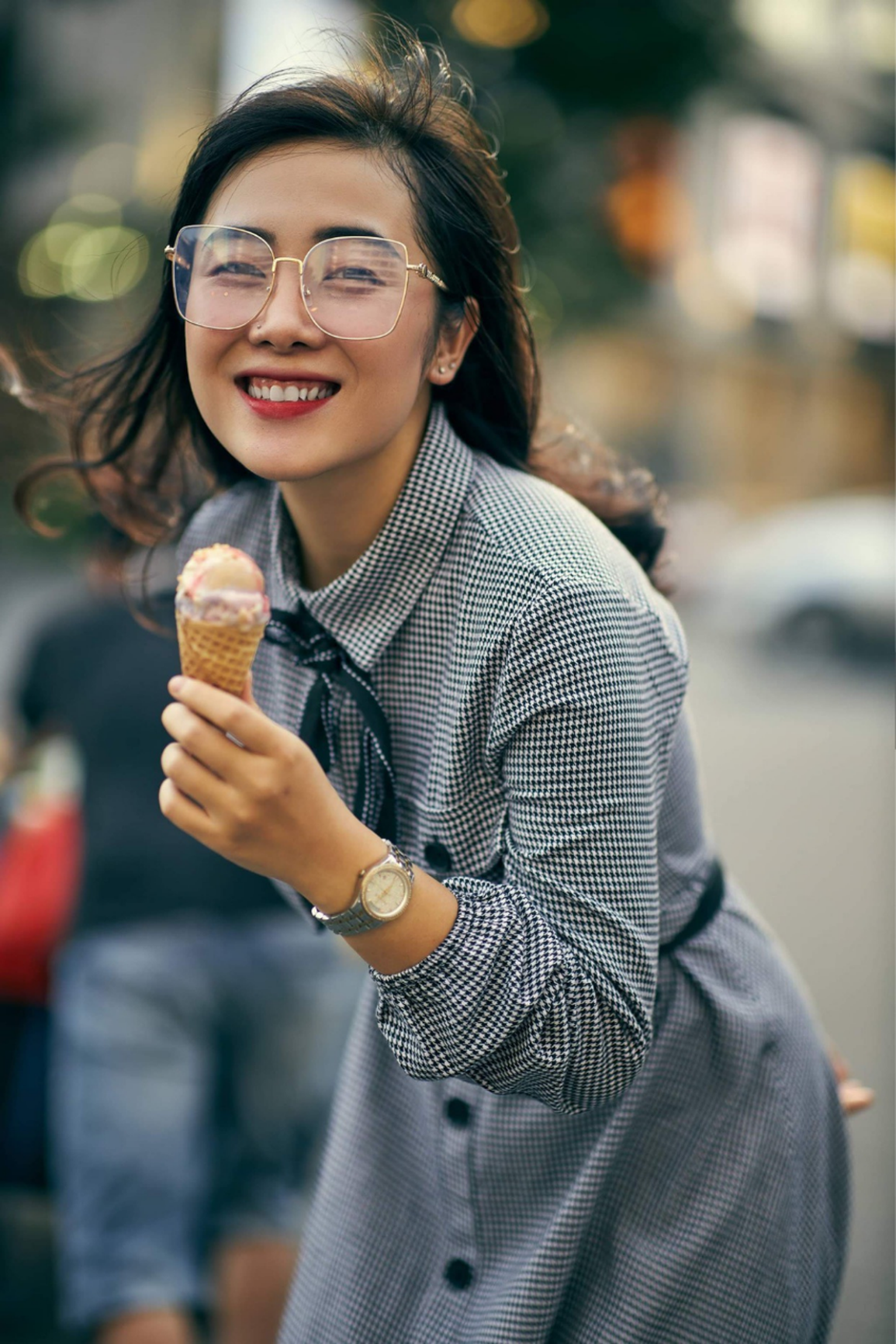 Nữ Tiktoker chuyên tư vấn về tình yêu hút 10 triệu like - 3 Nữ Tiktoker chuyên tư vấn về tình yêu hút 10 triệu like - 3