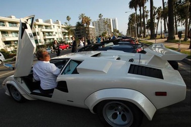 Người bản địa lo ngại về cách "khoe của" của du học sinh Trung Quốc