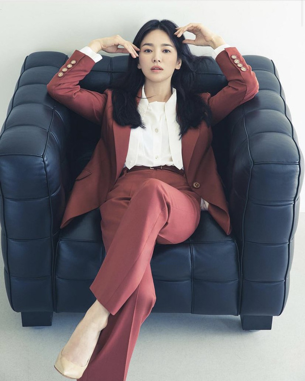 Cao chưa đến 160 cm, Song Hye Kyo vẫn biết hack dáng đỉnh cao - 10 Cao chưa đến 160 cm, Song Hye Kyo vẫn biết hack dáng đỉnh cao - 10